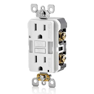 No. 4 - Leviton GFNL1-W - 3