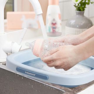 No. 1 - Collapsible Wash Basin - 5