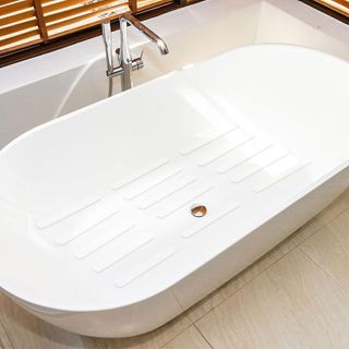 No. 9 - Kyerivs Bathtub Appliques - 2