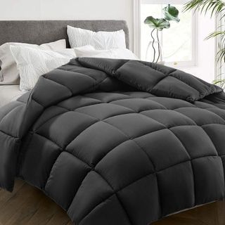 Top 10 Comforters for a Cozy Bedding Experience- 4