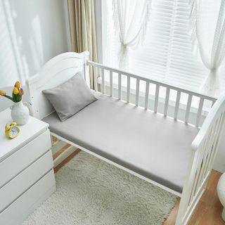 No. 3 - 3 Pieces Crib Bedding Set - 3