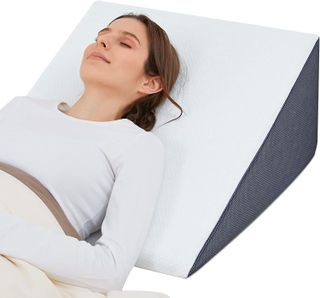 The Top 10 Bed Wedges and Body Positioners for a Comfortable Sleep- 4