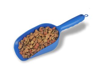 No. 9 - Van Ness 2-Cup Plastic Food Scoop - 4