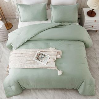 No. 2 - Litanika King Size Comforter Set - 3