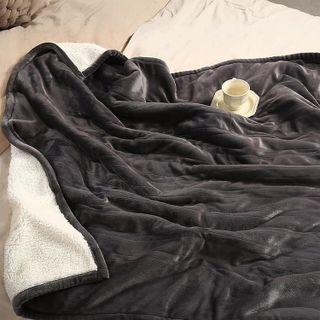 No. 9 - Electric Throw Blanket - 4