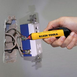 No. 7 - Klein Tools NCVT1P Voltage Tester - 5