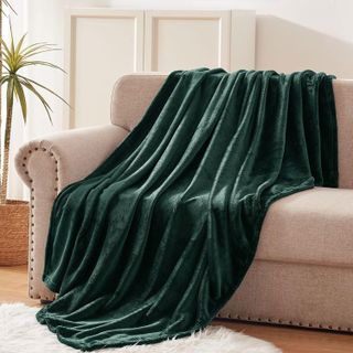 No. 8 - Exclusivo Mezcla Extra Large Fleece Throw Blanket - 2