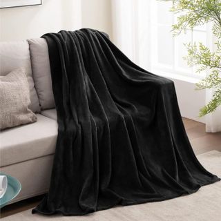 *Top 10 Best Bed Throws to Keep You Cozy*- 2