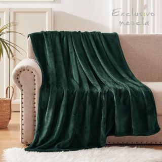 No. 8 - Exclusivo Mezcla Extra Large Fleece Throw Blanket - 3