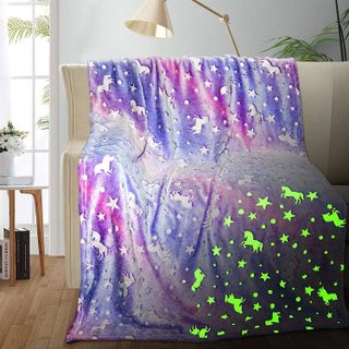 No. 6 - Unicorn Glow in The Dark Blanket - 1