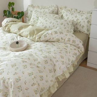 No. 5 - LifeTB Ruffle Floral Duvet Cover - 3