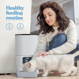 No. 4 - Smart Automatic Cat Feeders - 3