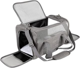 No. 7 - Yipincover Soft-Sided Pet Carrier - 1