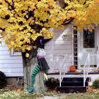 No. 10 - POPGIFTU Large Crashing Witch Halloween Outdoor Decorations - 5