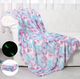 No. 4 - Glow in The Dark Blanket - 1