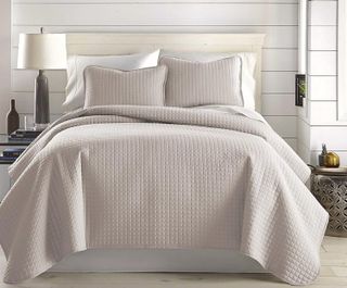 No. 10 - Vilano Springs Quilt Set - 2