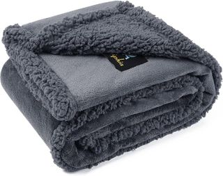 10 Best Dog Bed Blankets to Keep Your Pet Cozy and Comfortable- 5