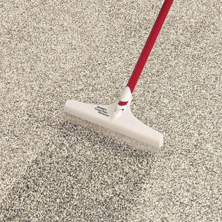 No. 1 - ROBERTS Carpet Rake & Groomer - 3