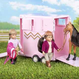 No. 3 - Lori Hoofing It Horse Trailer - 3