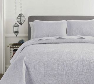 No. 6 - Chezmoi Collection Austin 3-Piece Oversized Bedspread Coverlet Set - 3