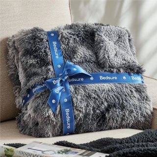 No. 6 - Bedsure Soft Fuzzy Faux Fur Throw Blanket - 5