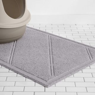 No. 7 - Amazon Basics Less-Mess Cat Litter Box Mat - 5