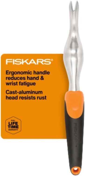 No. 5 - Fiskars Ergo Weeder - 1