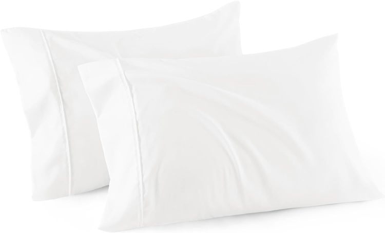 No. 9 - Bedsure White Pillow Cases Set - 1