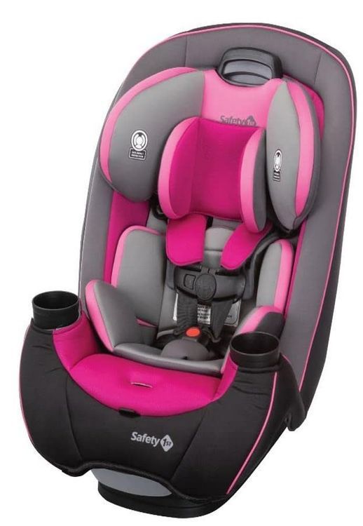 No. 4 - Safety 1st Crosstown All-in-One Convertible Car Seat - 1