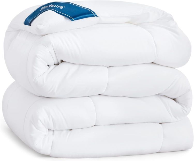 No. 5 - Bedsure Quilted All Season Comforter - 1