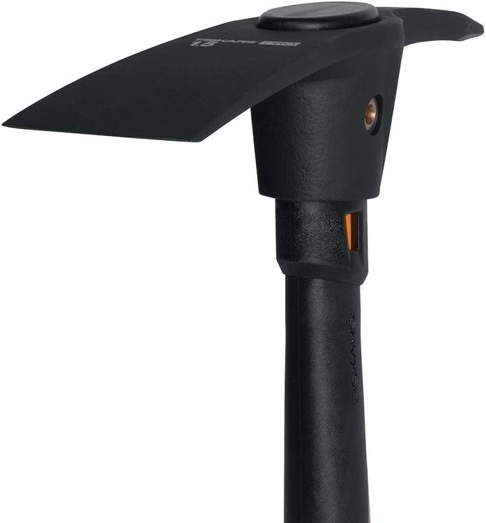 No. 4 - Fiskars 751220-1001 Pro IsoCore Pick/Mattock - 2