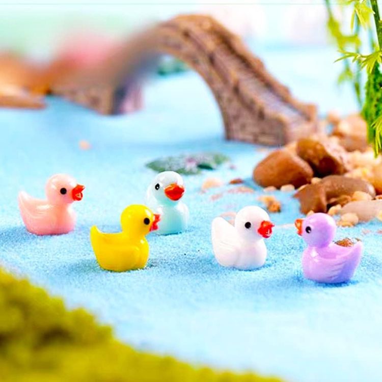 No. 5 - Neec Mini Resin Duck - 3
