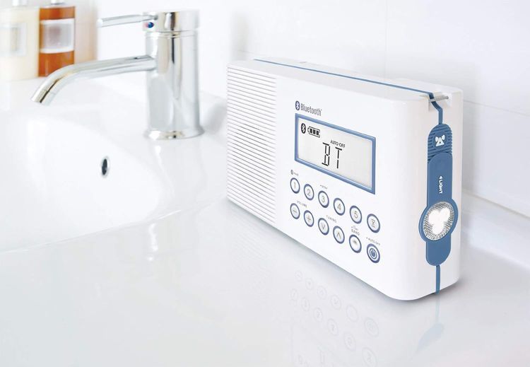 No. 3 - Sangean H202 Portable Shower Radio - 5