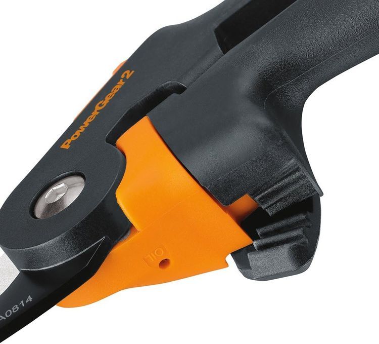 No. 2 - Fiskars PowerGear2 Pruner - 3