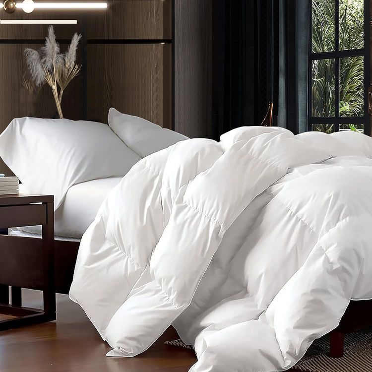 No. 8 - Luxurious Goose Down Fiber Comforter - 1