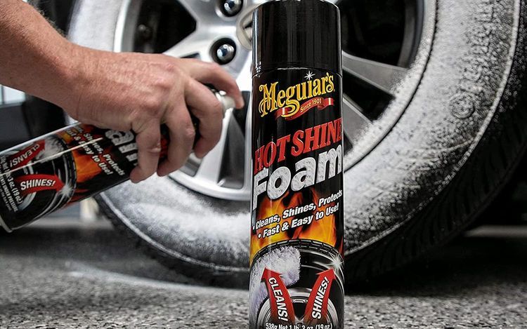 No. 3 - Meguiar's G13919 Hot Shine Tire Foam - 4