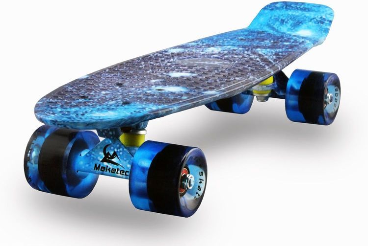No. 3 - Meketec Skateboards Complete 22 Inch Mini Cruiser Retro Skateboard - 1