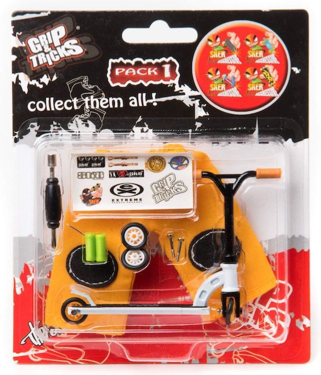 No. 8 - Grip&Tricks Toy Figure Scooter - 1