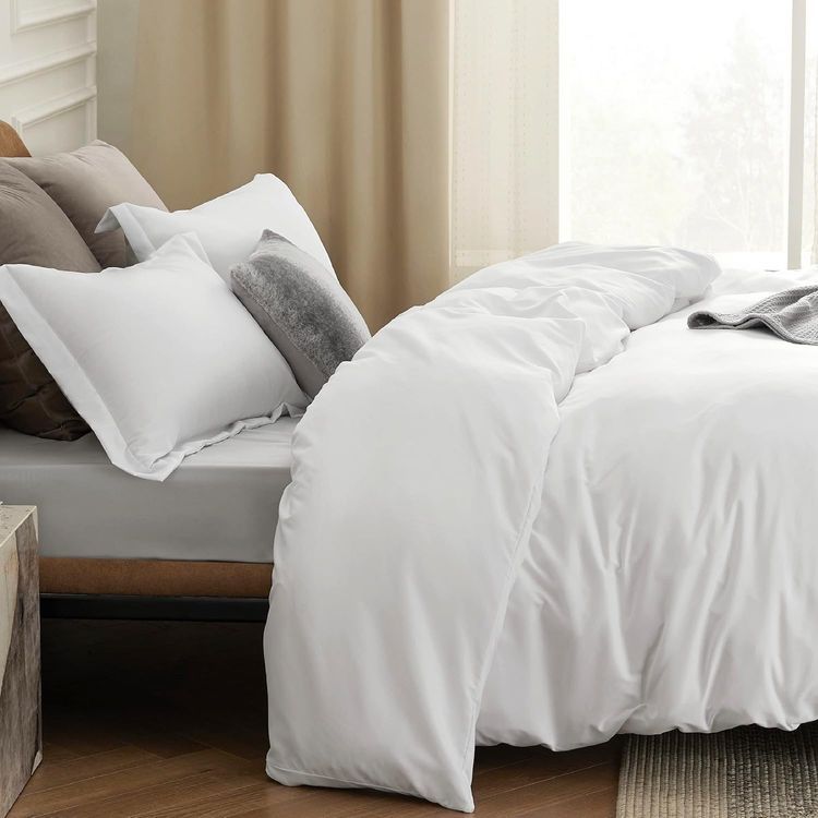 No. 4 - Bedsure White Duvet Cover Queen Size - 4