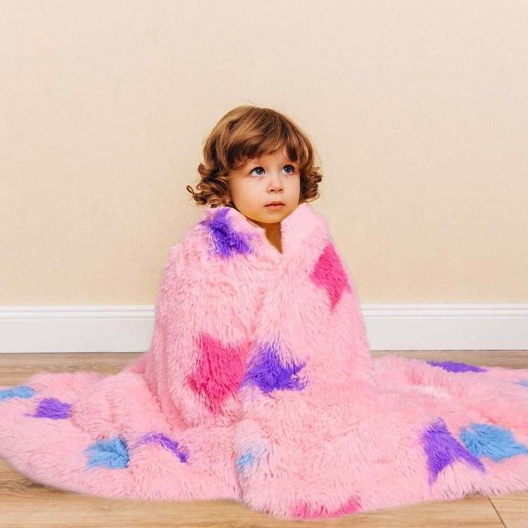 No. 9 - ST. BRIDGE Kids Faux Fur Throw Blanket - 1