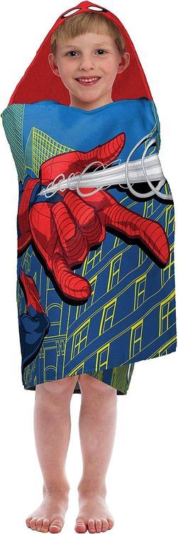 No. 3 - Jay Franco Kids Hooded Towel Avengers - Spiderman - 2