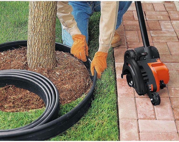 No. 6 - BLACK+DECKER Electric Landscape Edger - 3