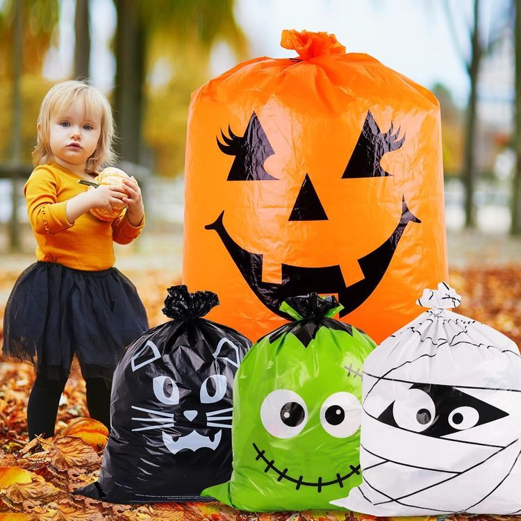 No. 8 - POPGIFTU Halloween Lawn Leaf Bags - 3