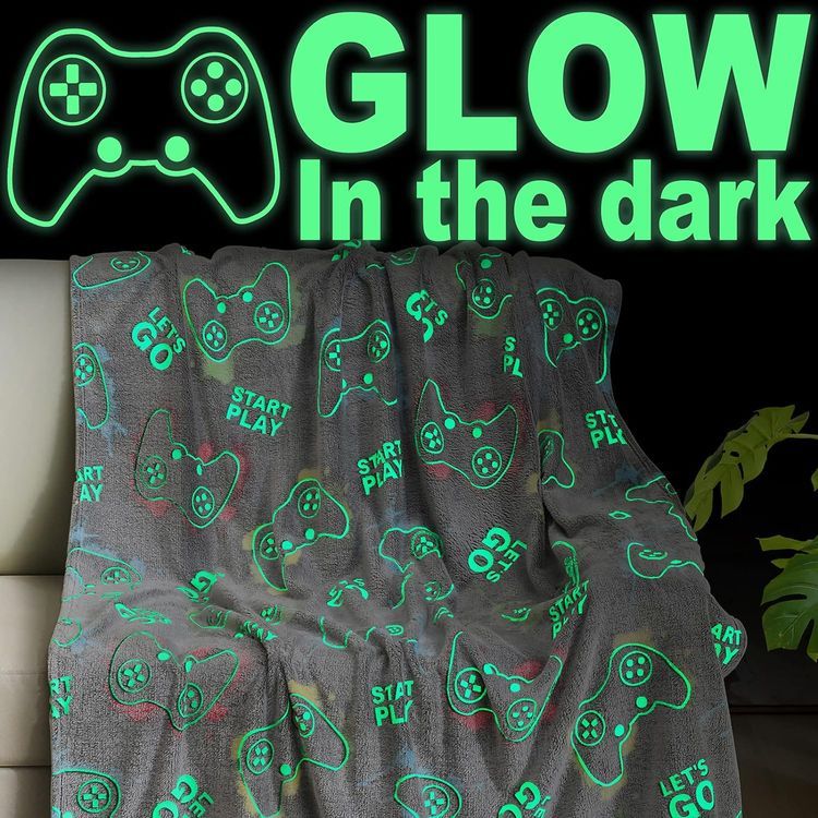 No. 4 - Glow in The Dark Blanket - 1