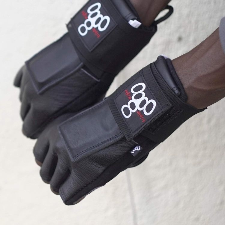 No. 10 - Triple Eight Hired Hands Gloves - 4