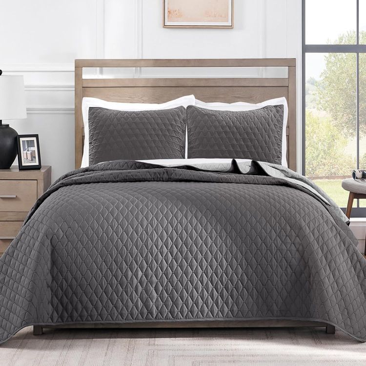 No. 2 - Exclusivo Mezcla Ultrasonic Reversible Full Queen Quilt Bedding Set - 1