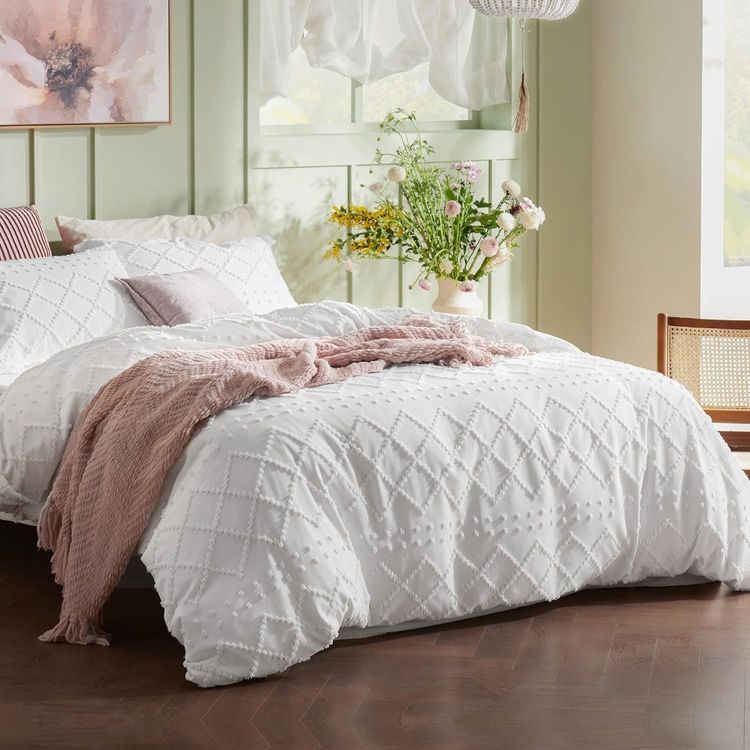 No. 4 - Bedsure Boho Duvet Cover - 3