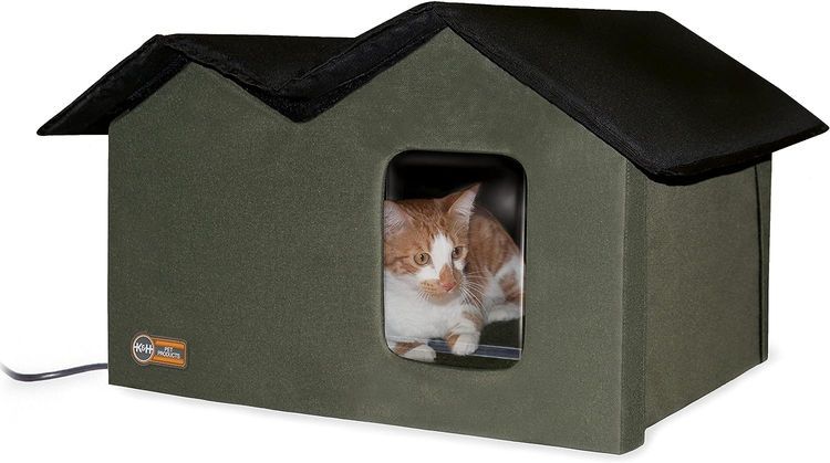 No. 3 - K&H Pet Products Outdoor Heated Kitty House - 1