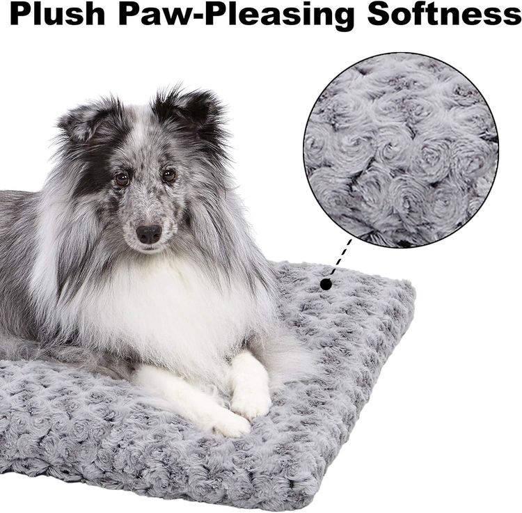 No. 10 - MidWest Homes for Pets Deluxe Dog Beds - 4