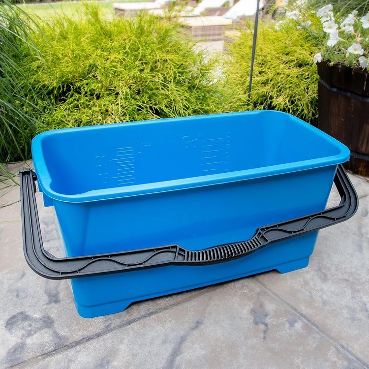 No. 3 - Unger Professional 6 Gallon Heavy Duty Bucket - 3